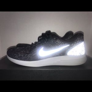 Nike Lunarlon - Black, Silver